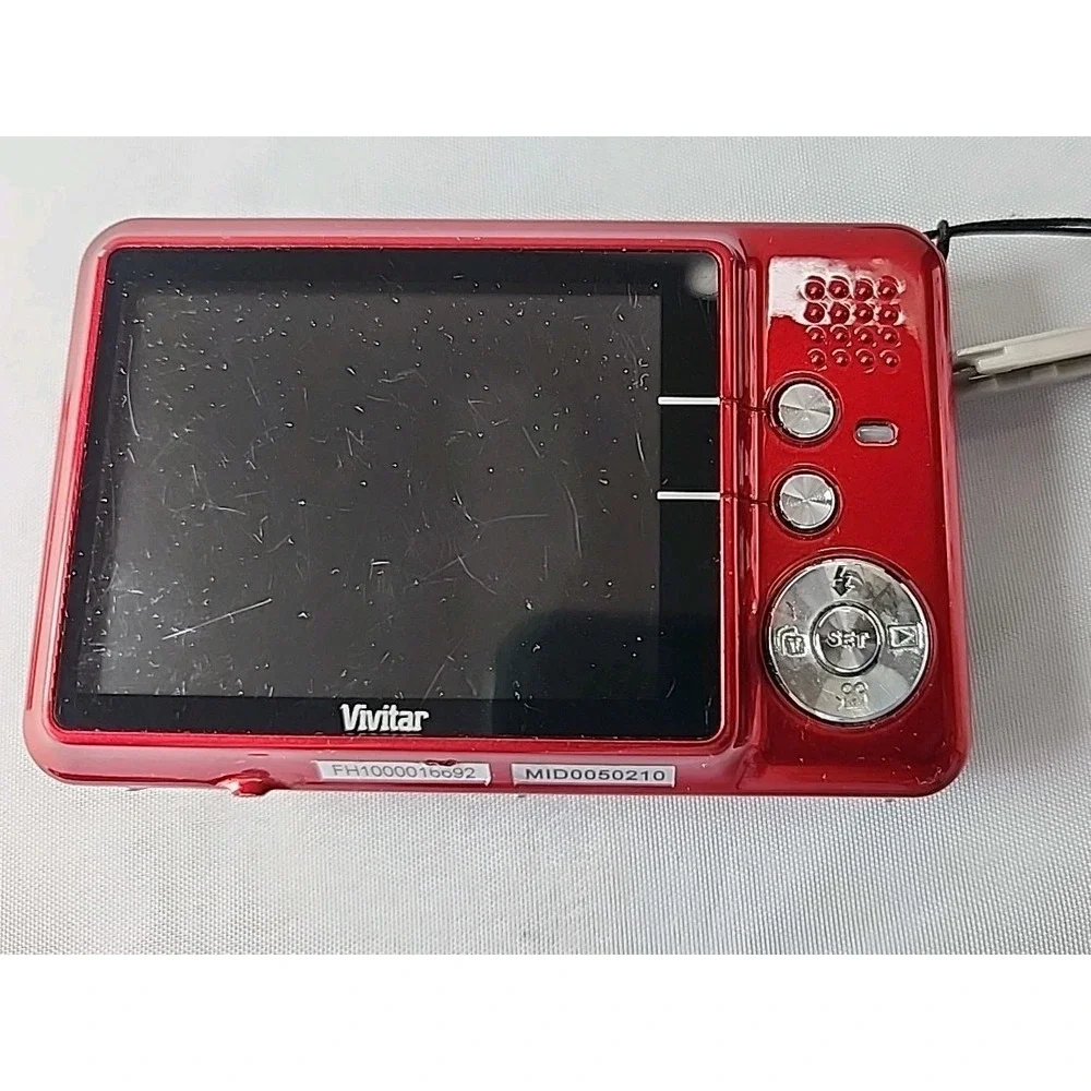 VIVITAR ViviCam X029 10.1MP Digital Camera - Red 4.0GB Sim Needs New Battery